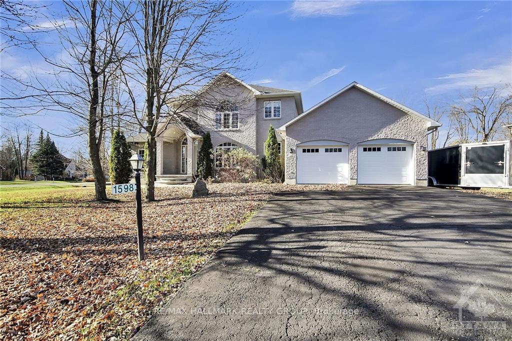 Photo 2 of 1598 Shauna Crescent, Ottawa, Greely — HOMEH