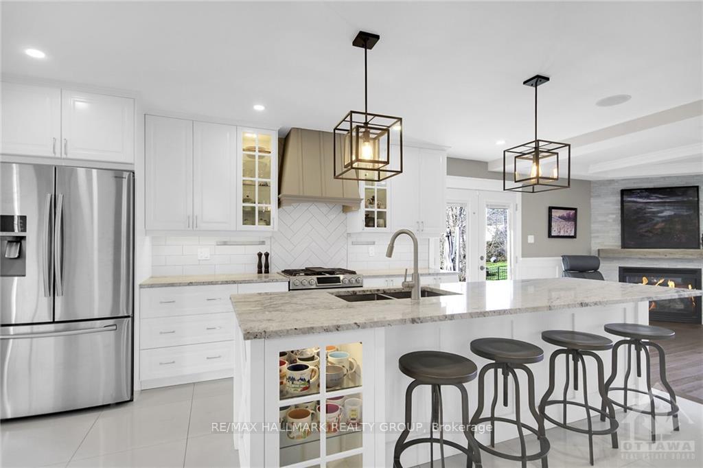Photo 3 of 1598 Shauna Crescent, Ottawa, Greely — HOMEH