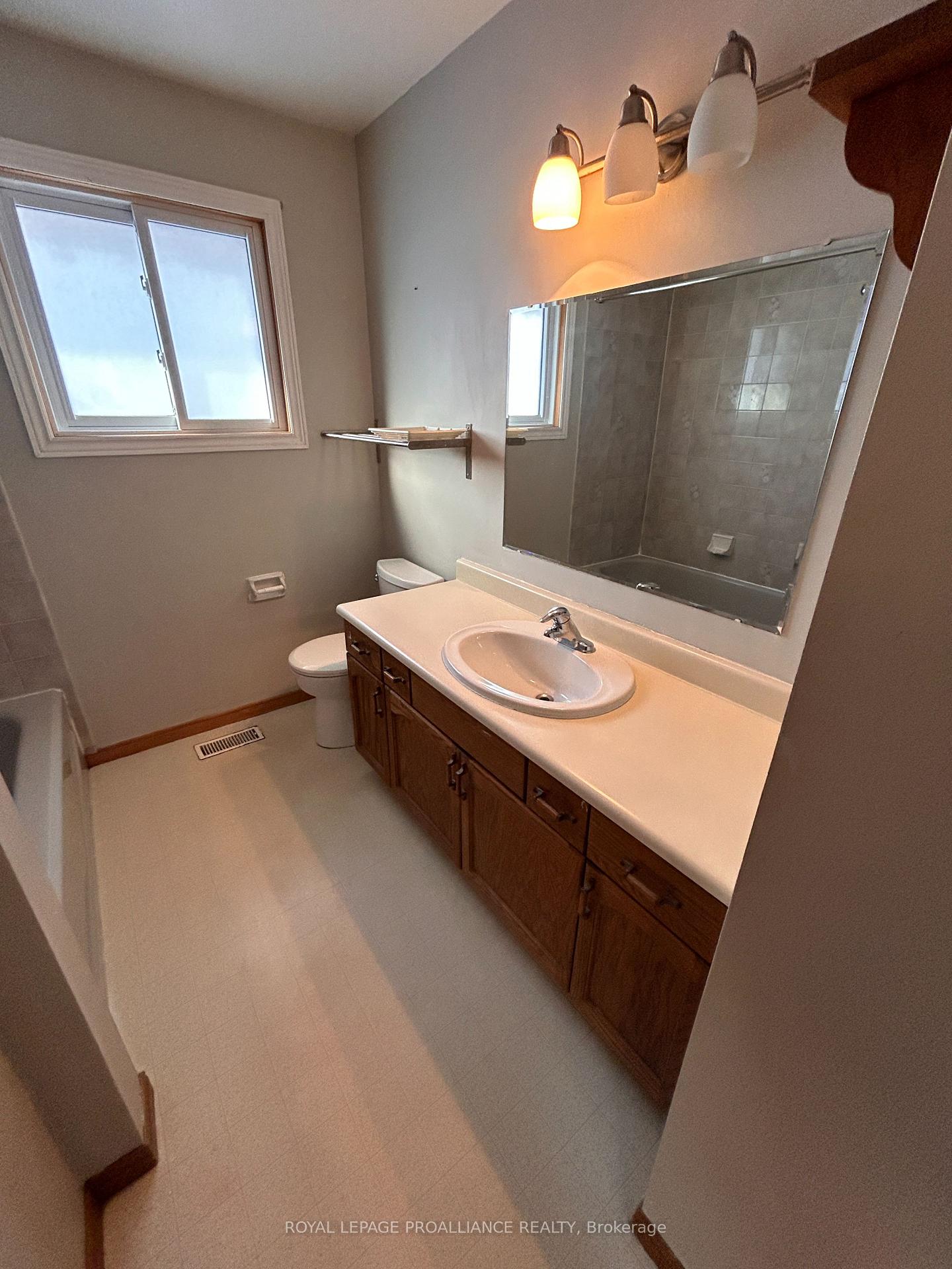 Photo 9 of 23 Finchurst Road, Peterborough, Ashburnham Ward 4 — HOMEH
