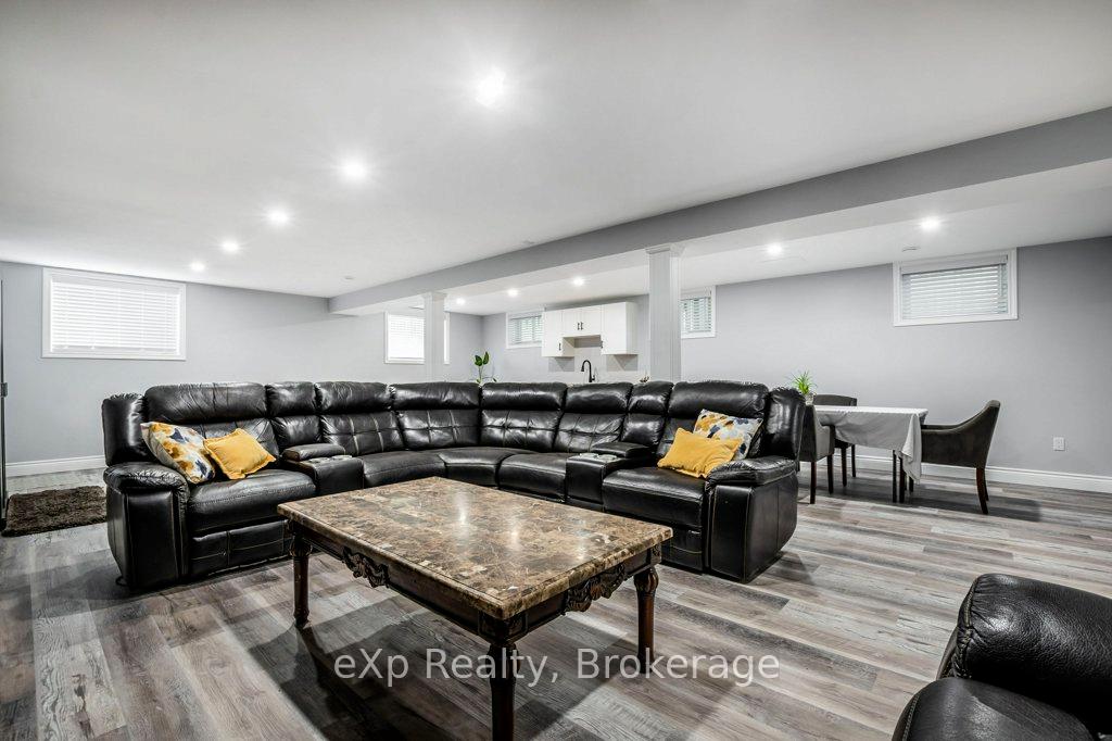 Photo 28 of 20 Brant Road, Brant, Paris — HOMEH