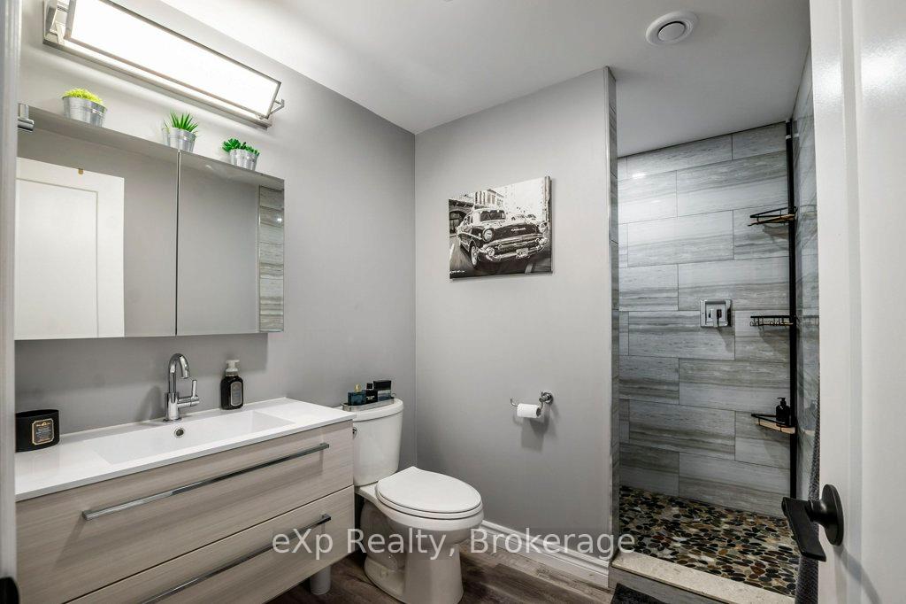Photo 23 of 20 Brant Road, Brant, Paris — HOMEH