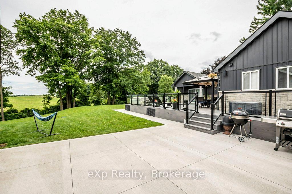 Photo 29 of 20 Brant Road, Brant, Paris — HOMEH