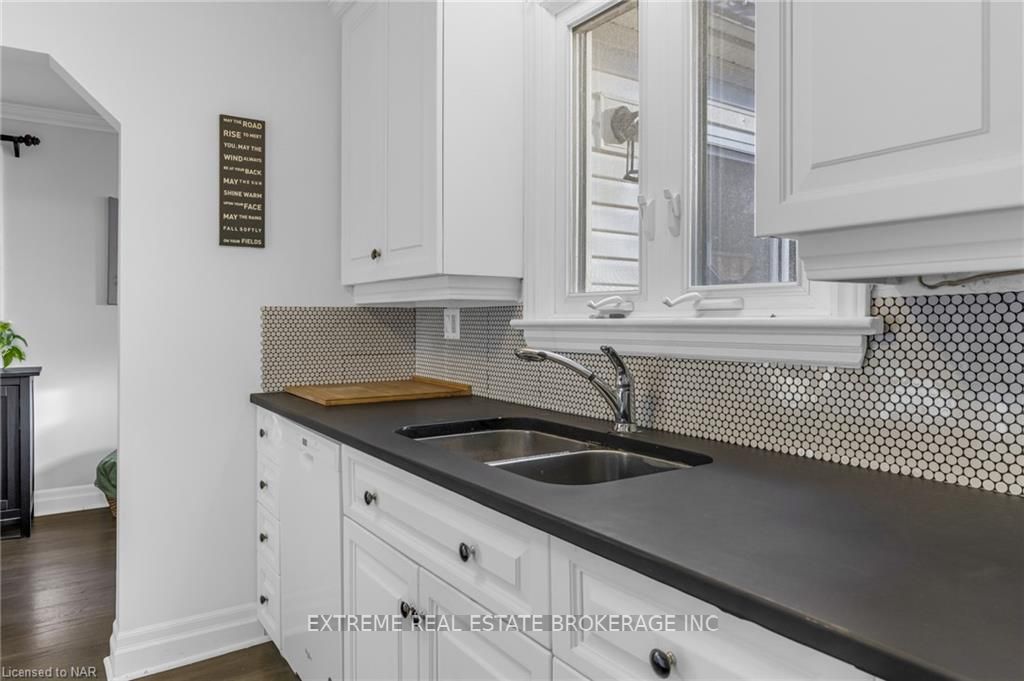 Photo 7 of 38 Kerman Avenue, Grimsby, Grimsby West — HOMEH