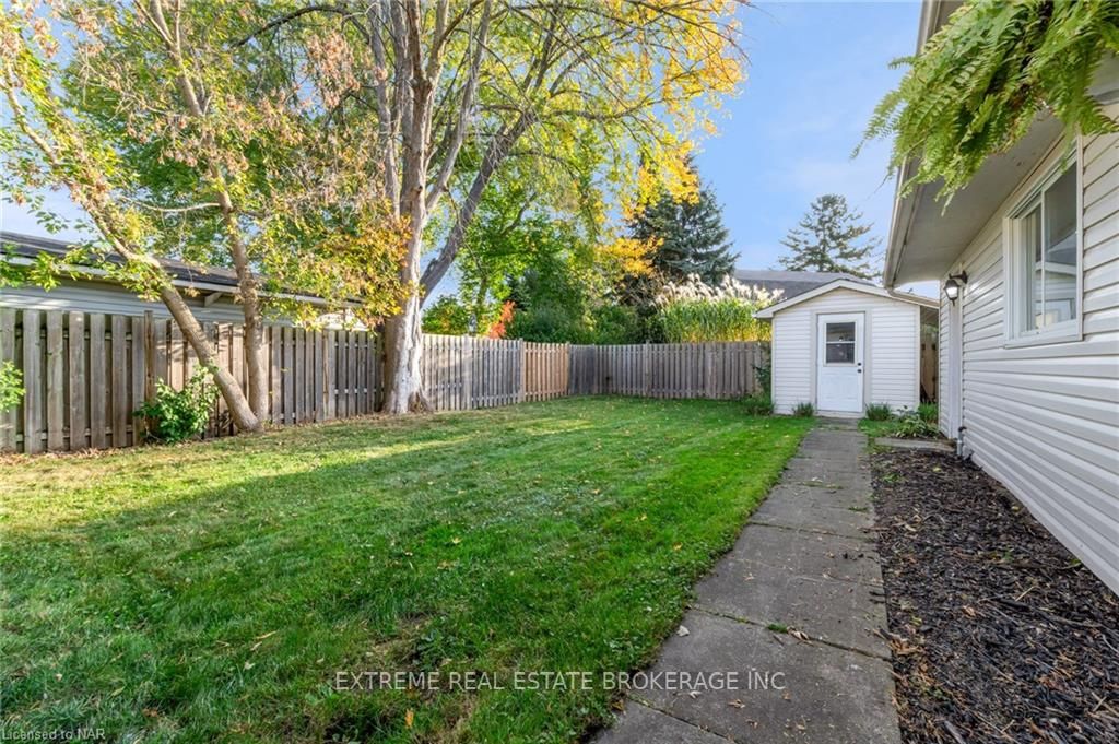 Photo 24 of 38 Kerman Avenue, Grimsby, Grimsby West — HOMEH