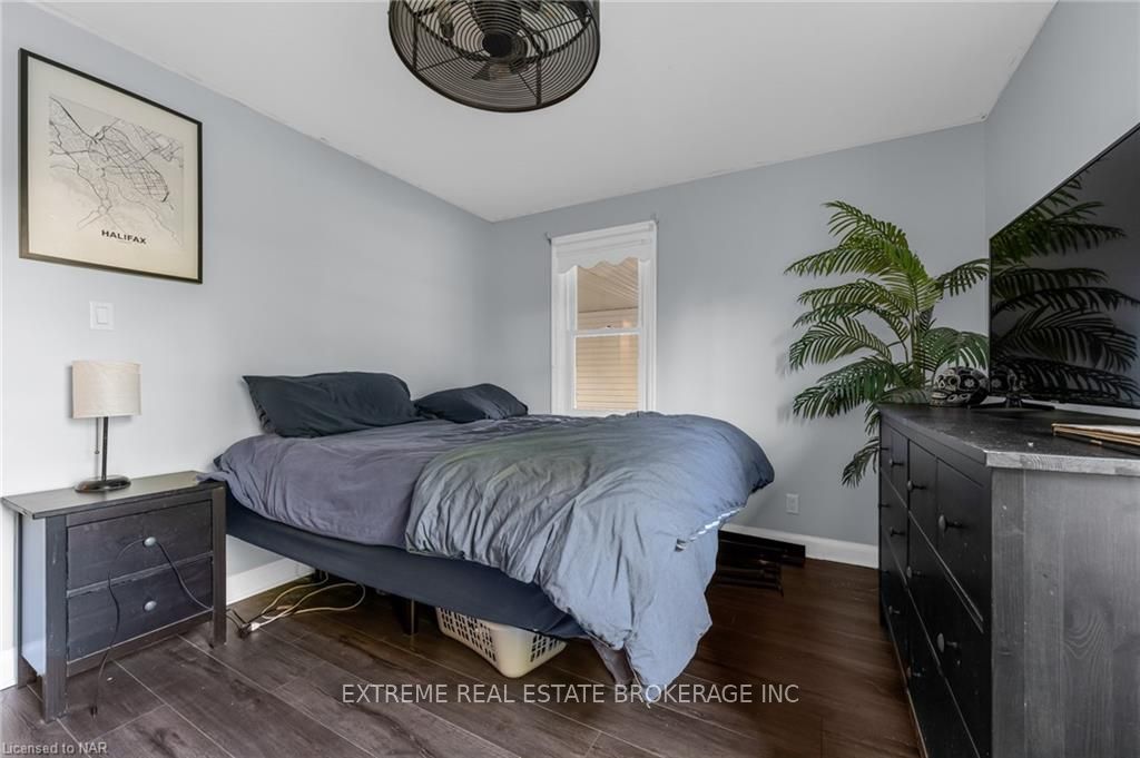 Photo 18 of 38 Kerman Avenue, Grimsby, Grimsby West — HOMEH