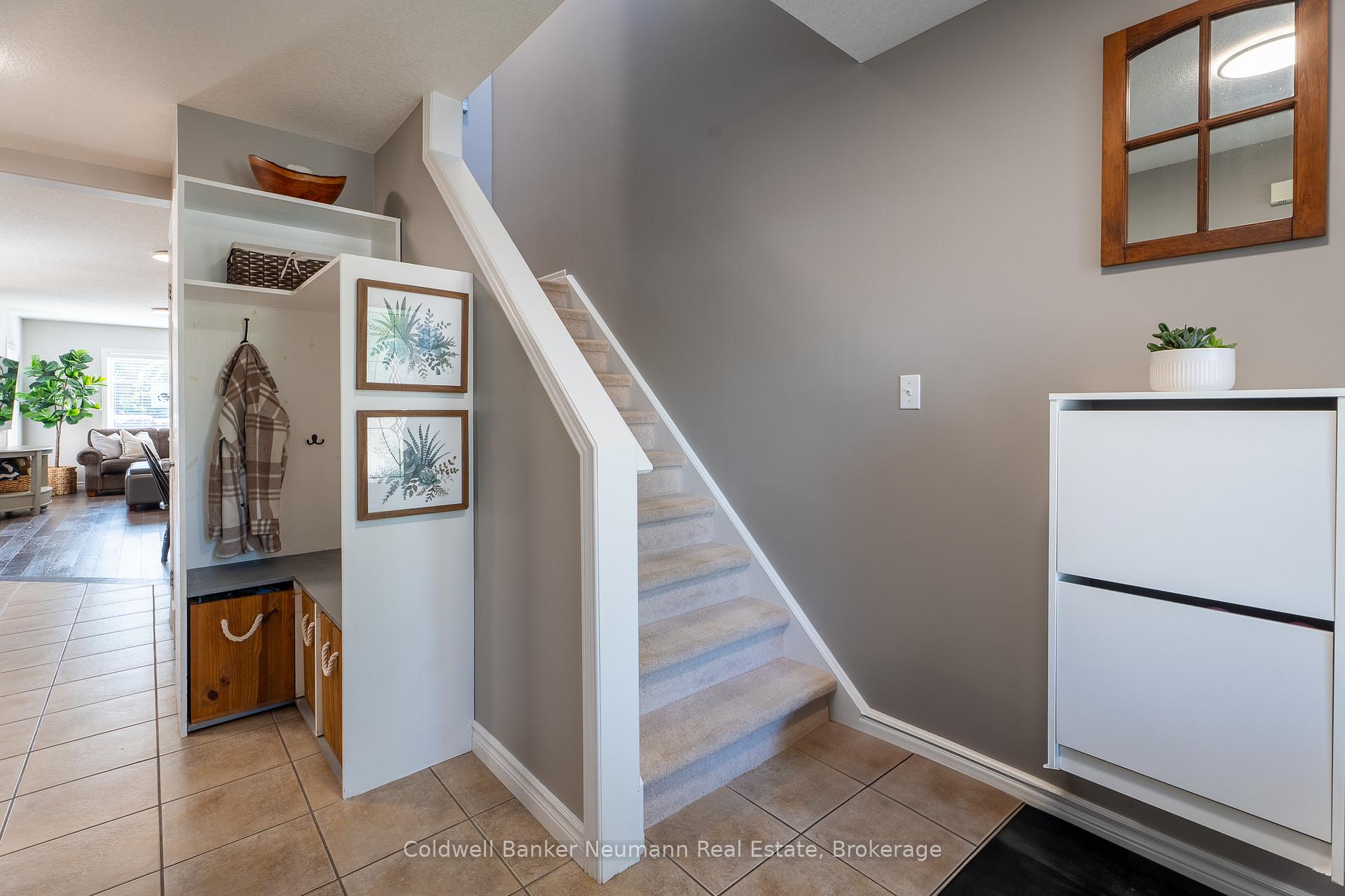 Photo 15 of 124 Clough Crescent, Guelph, Pineridge/Westminster Woods — HOMEH