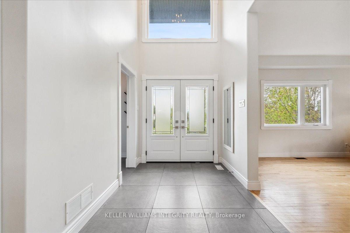 Photo 3 of 7010 Donwel Drive, Ottawa, Greely — HOMEH
