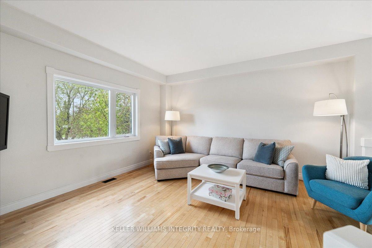 Photo 7 of 7010 Donwel Drive, Ottawa, Greely — HOMEH