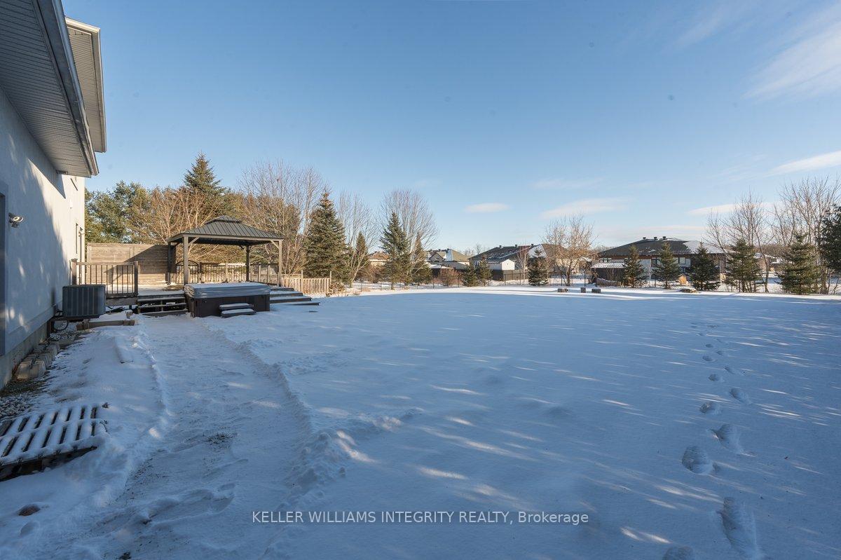 Photo 38 of 7010 Donwel Drive, Ottawa, Greely — HOMEH