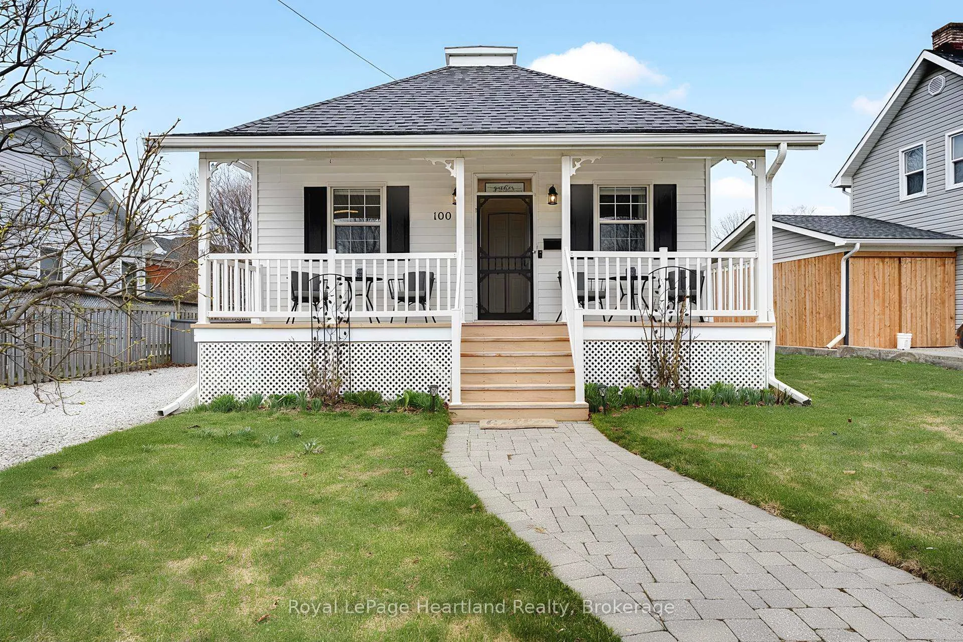 Photo 1 of 100 Arthur Street, Goderich, Goderich (Town) — HOMEH