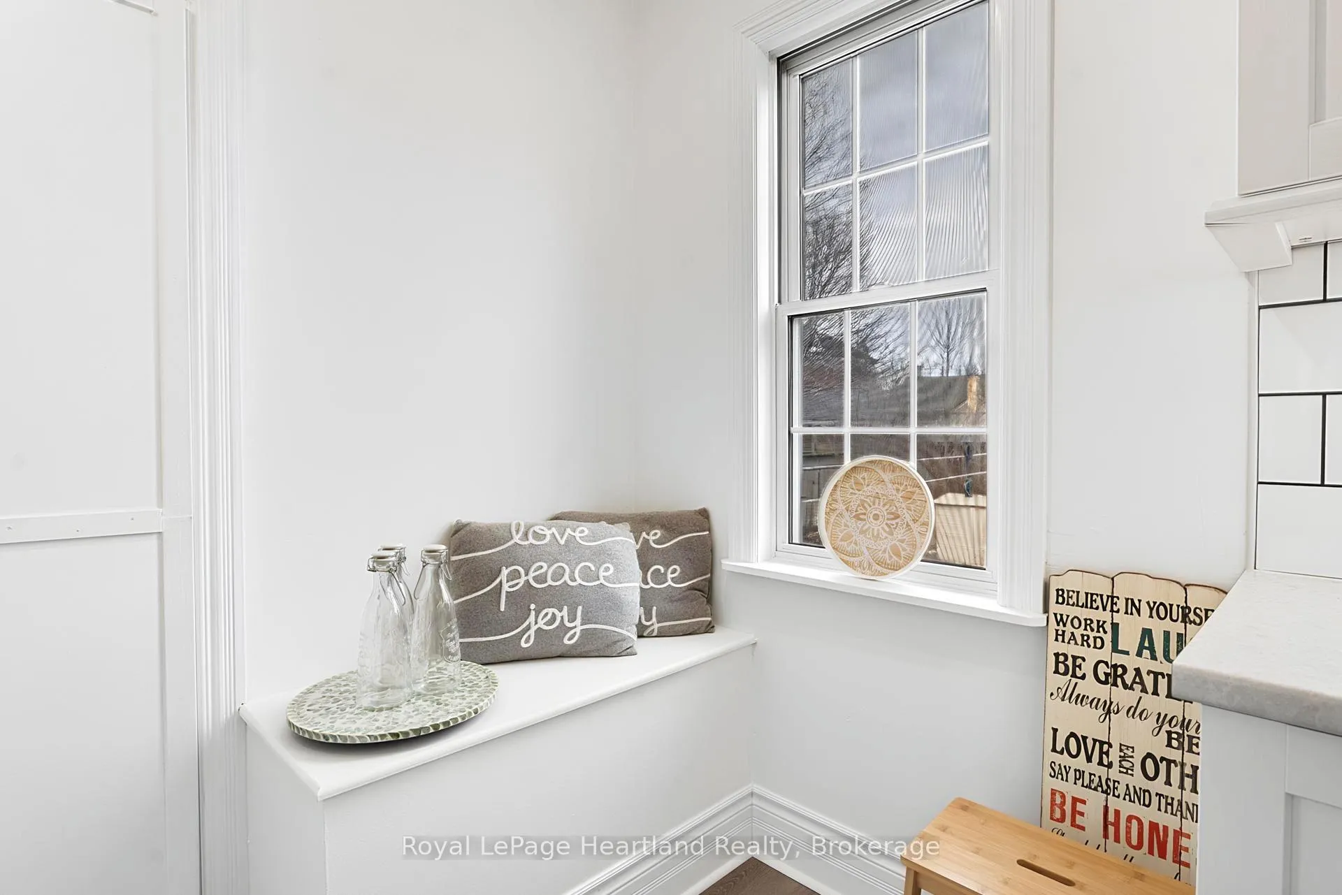 Photo 18 of 100 Arthur Street, Goderich, Goderich (Town) — HOMEH