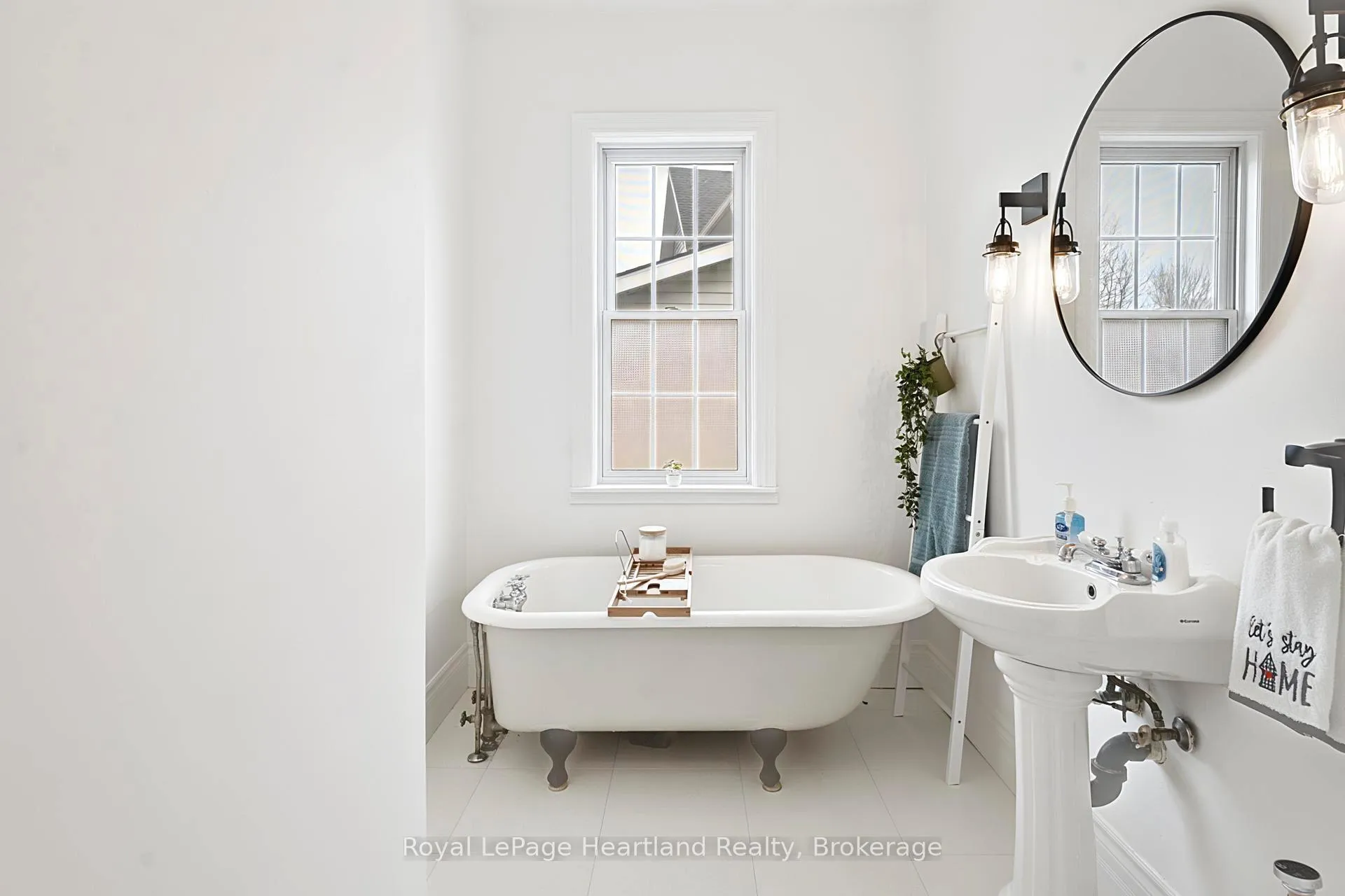 Photo 19 of 100 Arthur Street, Goderich, Goderich (Town) — HOMEH