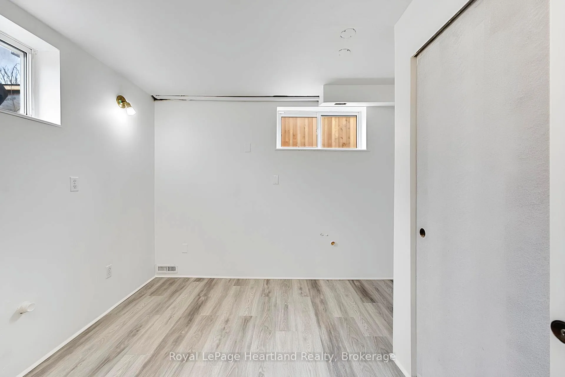 Photo 29 of 100 Arthur Street, Goderich, Goderich (Town) — HOMEH