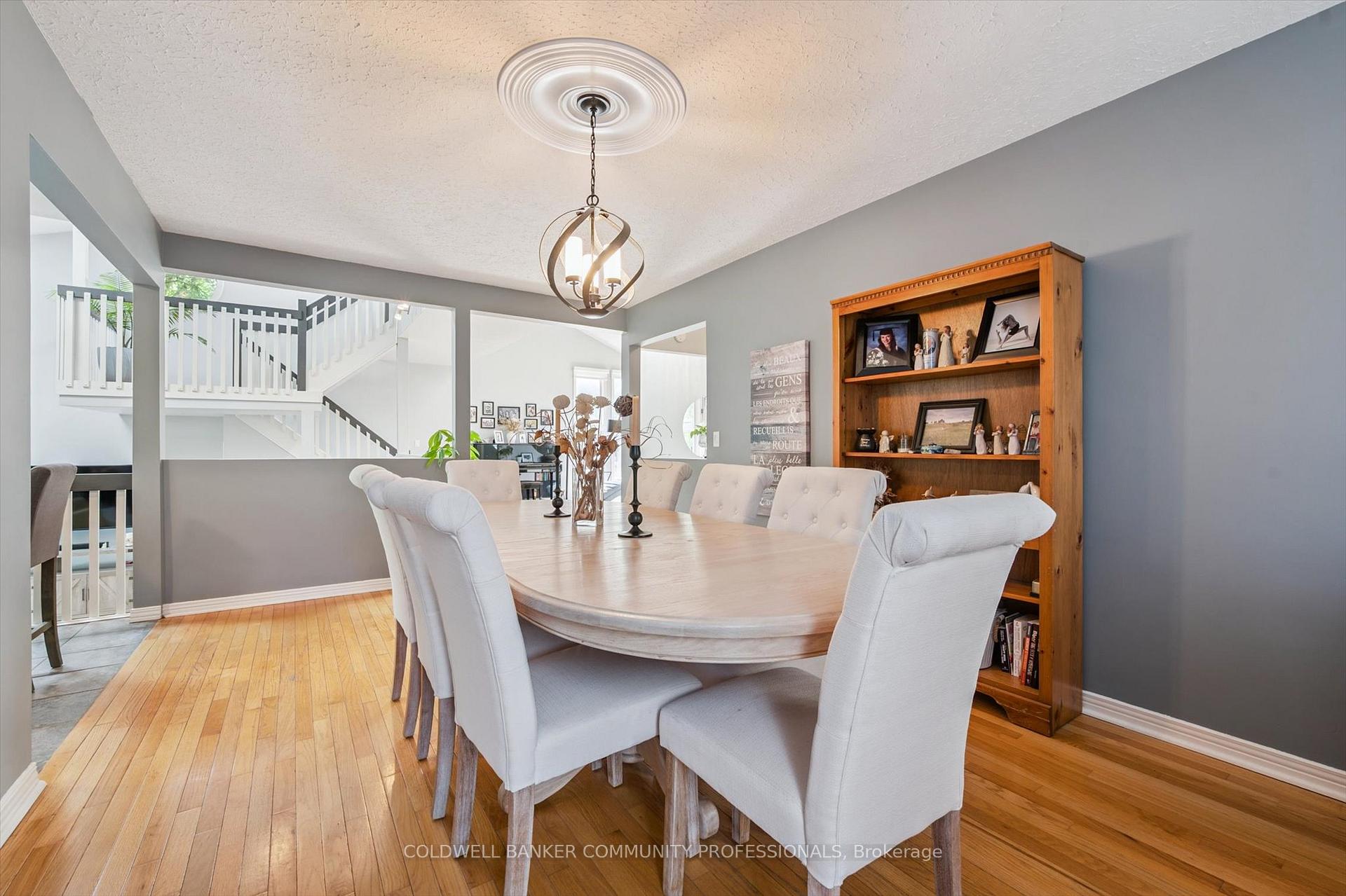 Photo 10 of 1 Thornhill Drive, Guelph, Willow West/Sugarbush/West Acres — HOMEH