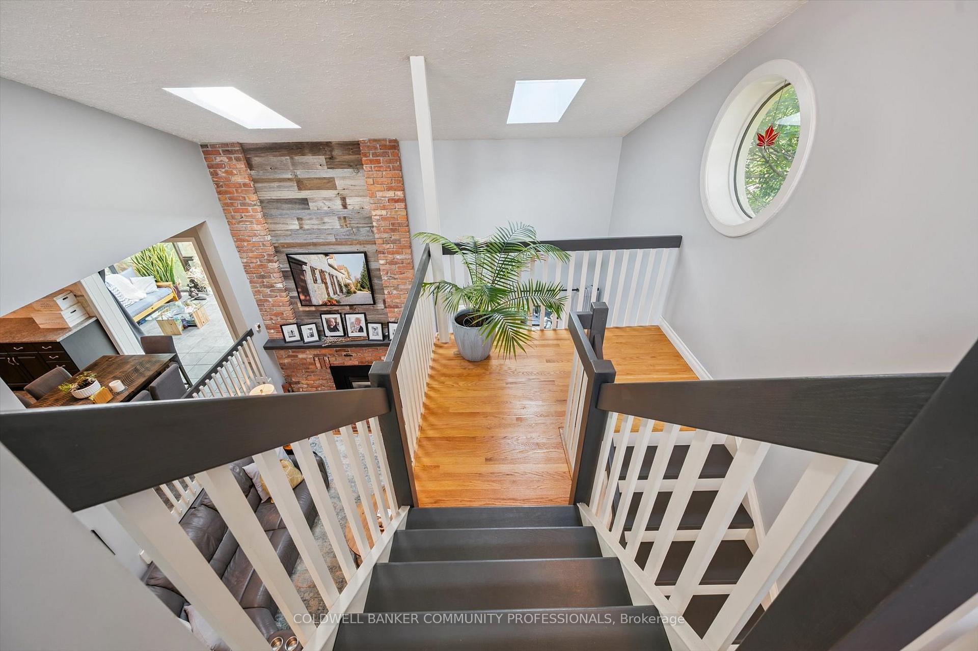 Photo 22 of 1 Thornhill Drive, Guelph, Willow West/Sugarbush/West Acres — HOMEH