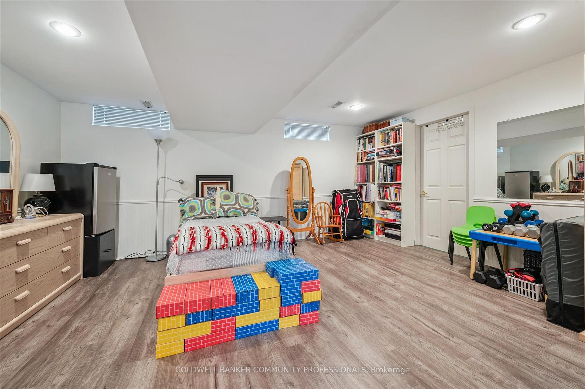 Photo 33 of 1 Thornhill Drive, Guelph, Willow West/Sugarbush/West Acres — HOMEH