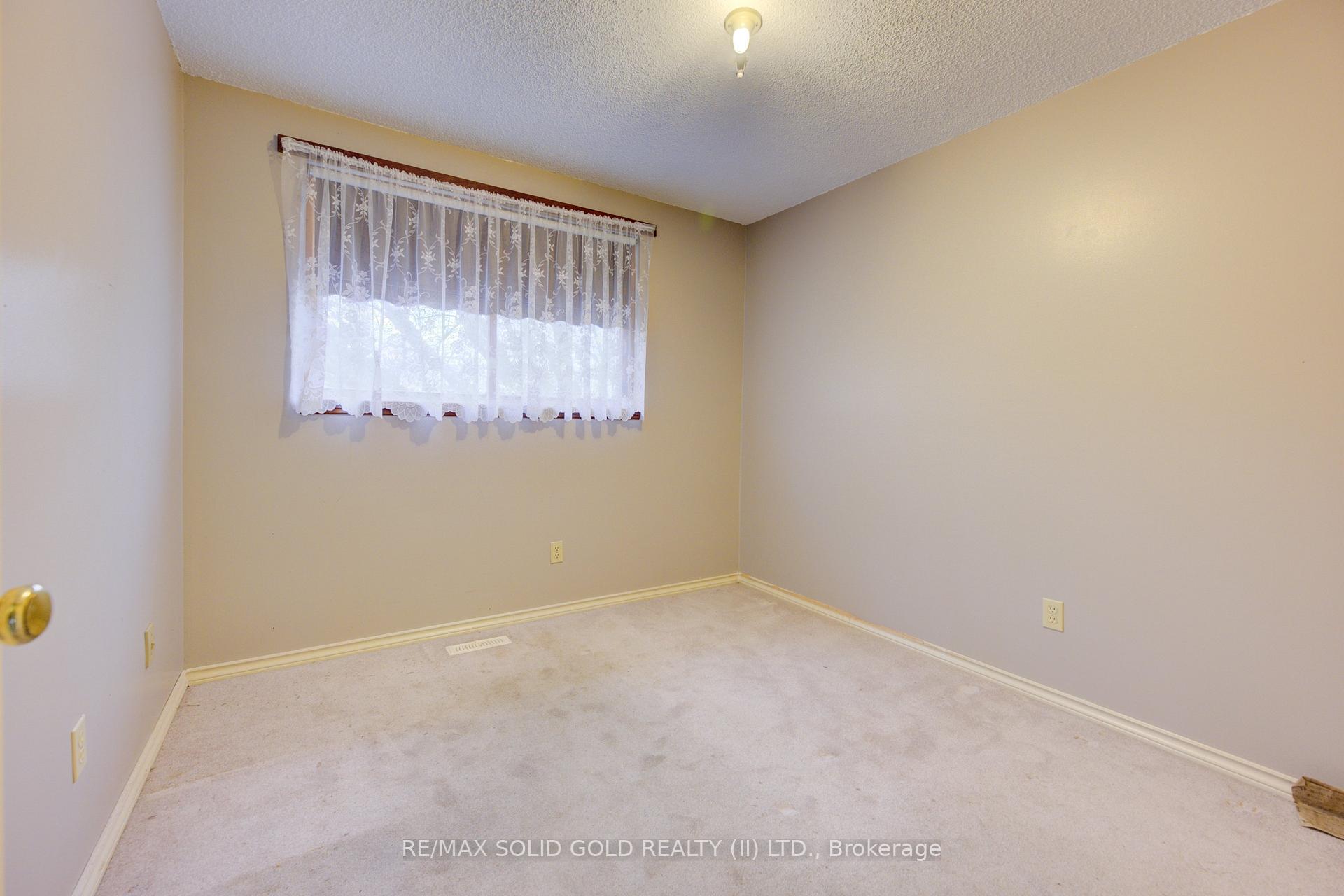 Photo 20 of 24 Margaret Avenue, Grimsby, Grimsby Beach — HOMEH