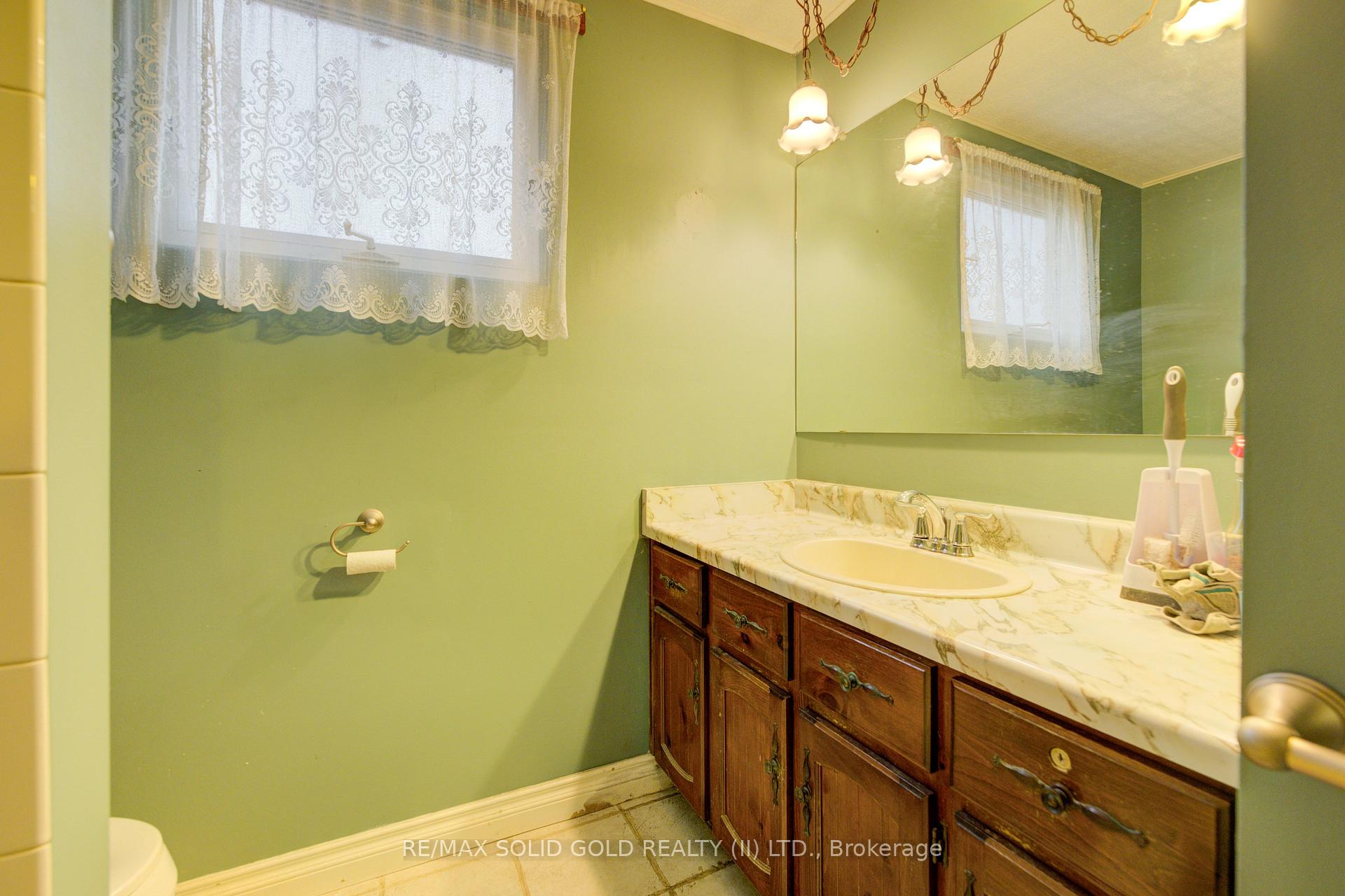 Photo 23 of 24 Margaret Avenue, Grimsby, Grimsby Beach — HOMEH