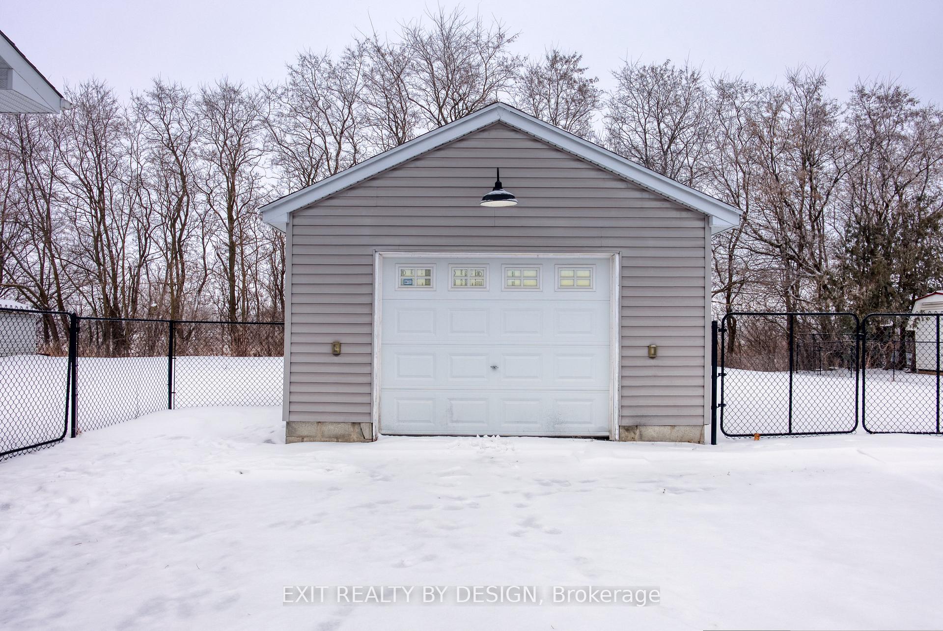 Photo 3 of 7055 Marco Street, Ottawa, Greely — HOMEH