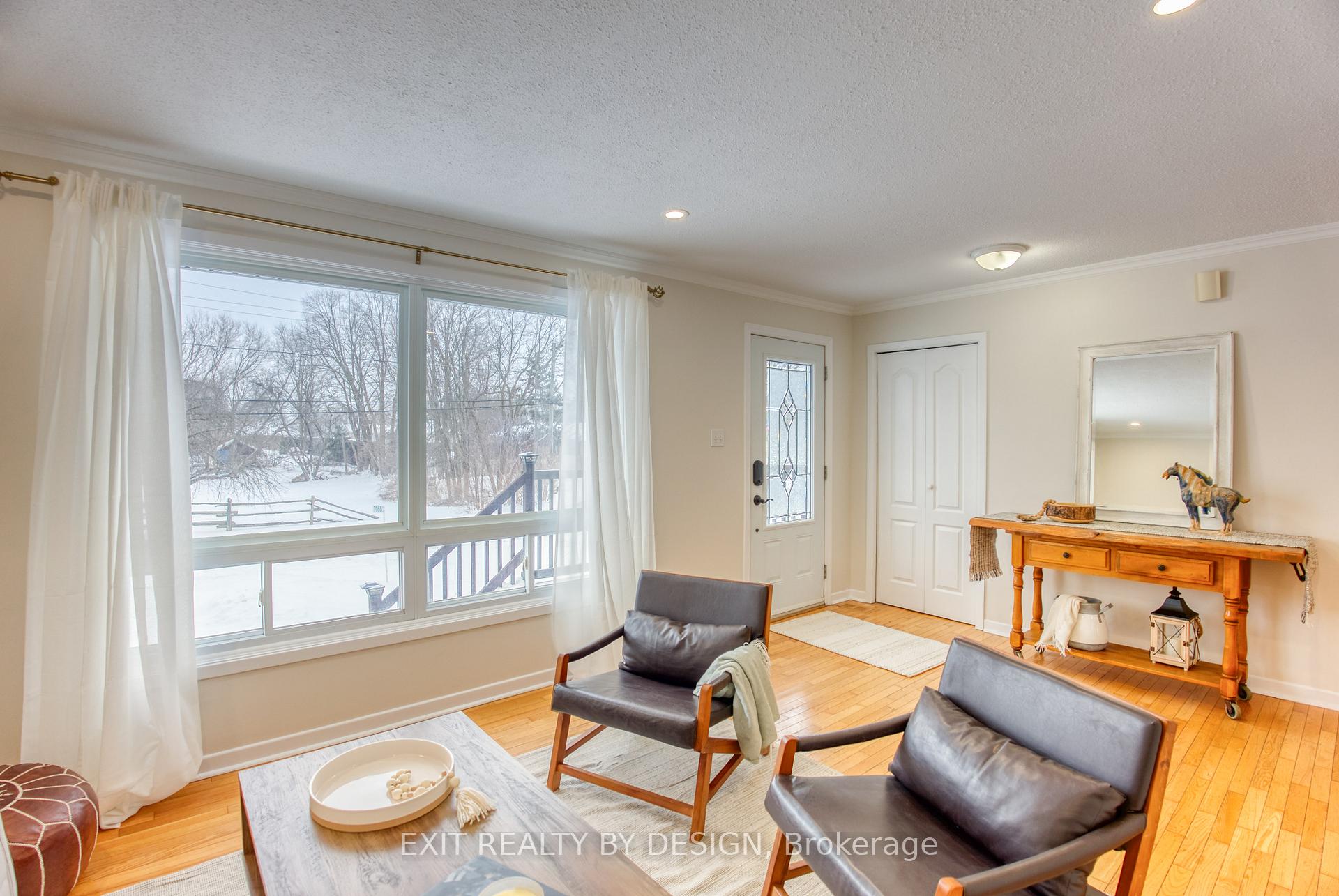 Photo 5 of 7055 Marco Street, Ottawa, Greely — HOMEH