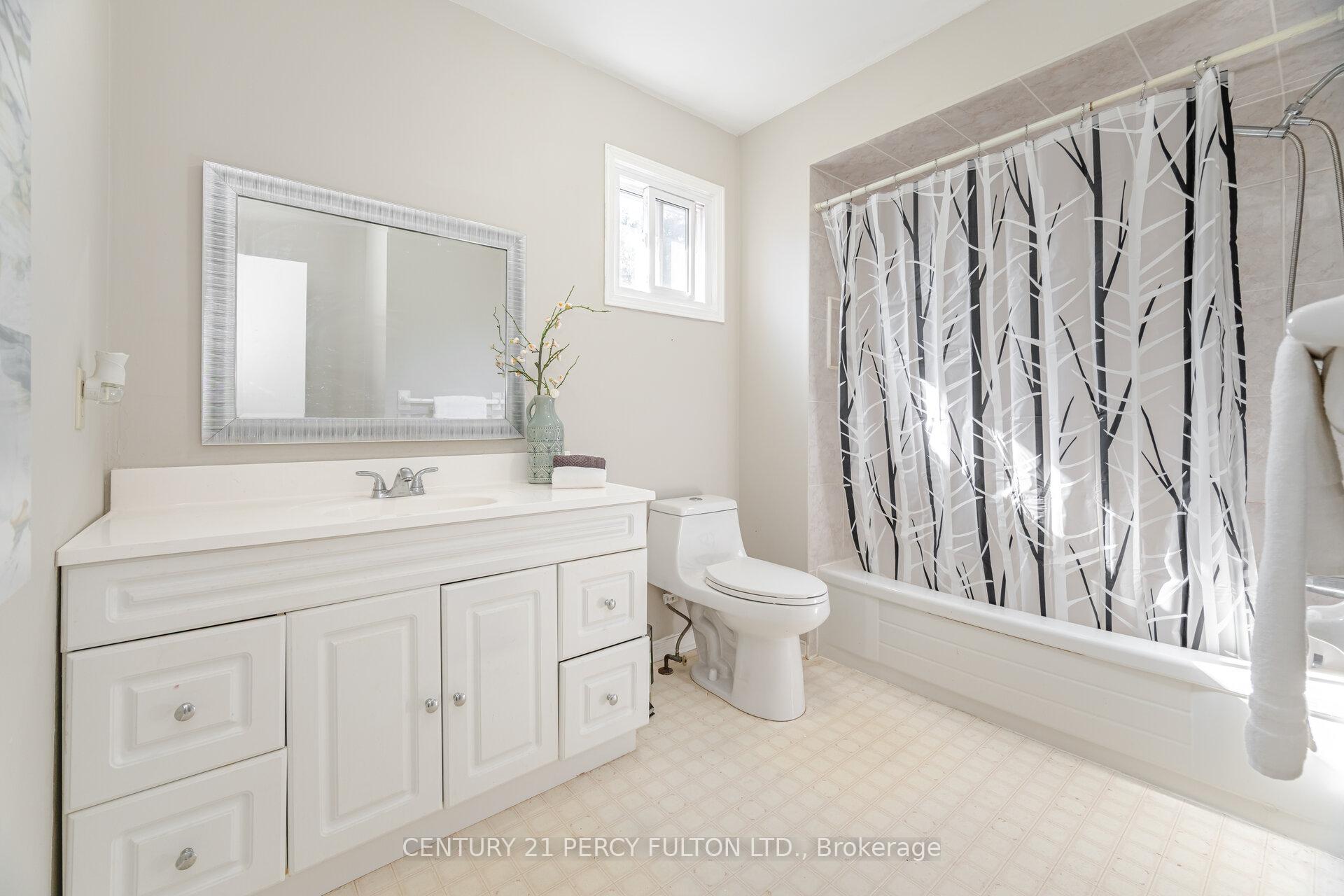 Photo 24 of 14 Keeble Crescent, Ajax, Central — HOMEH