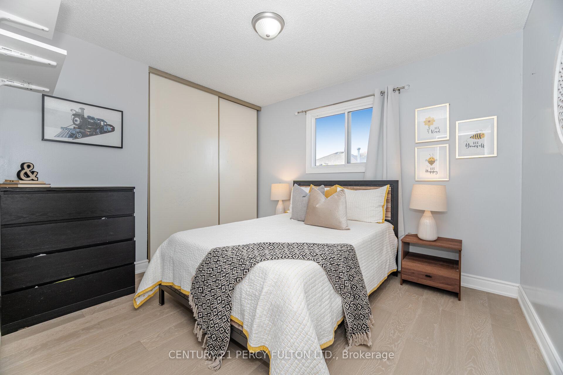 Photo 19 of 14 Keeble Crescent, Ajax, Central — HOMEH