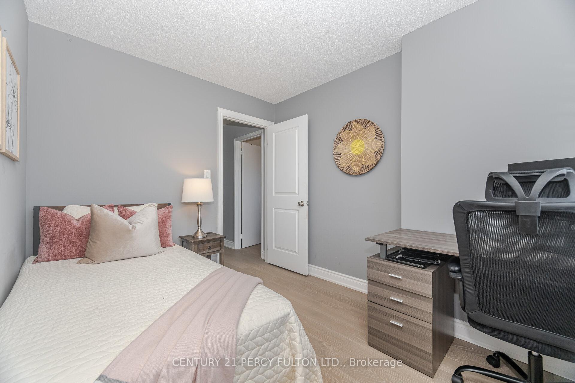Photo 21 of 14 Keeble Crescent, Ajax, Central — HOMEH