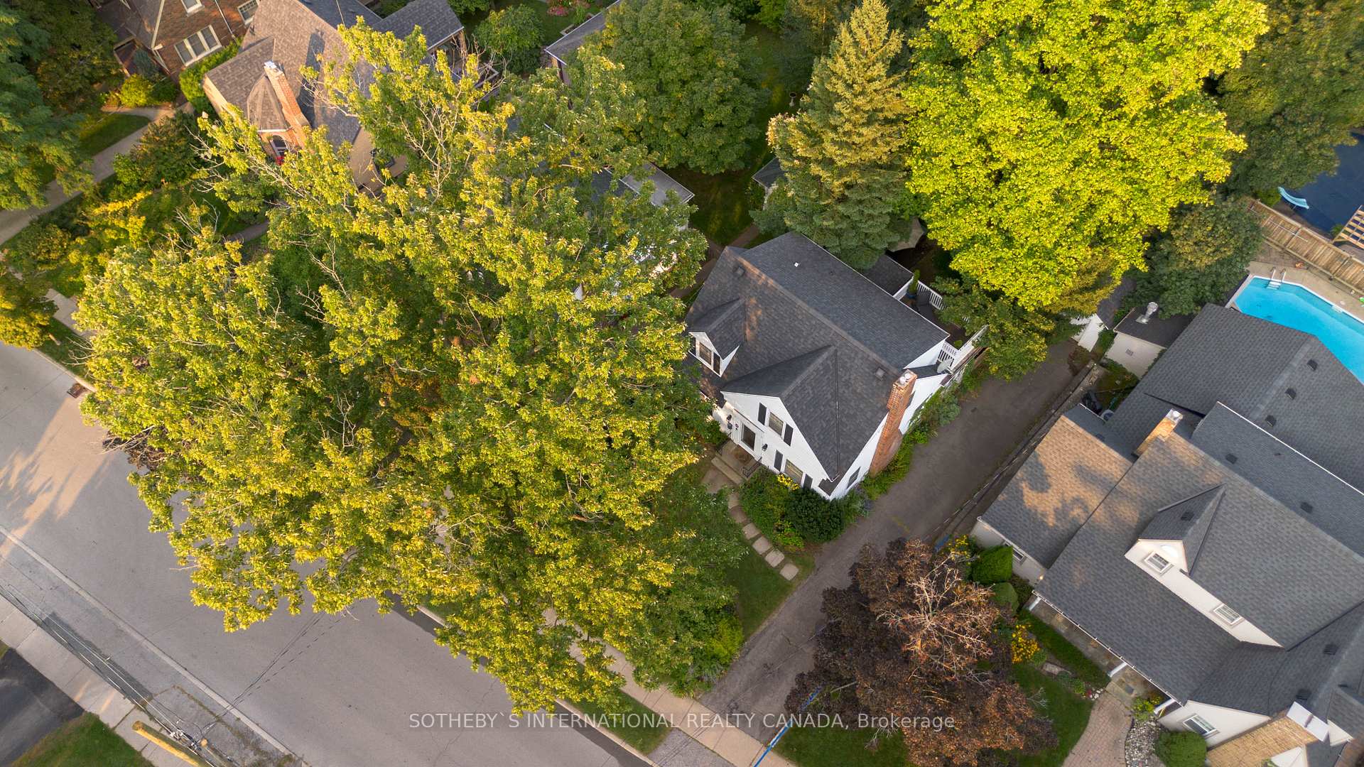 Photo 37 of 4 St Andrews Avenue, Grimsby, Grimsby West — HOMEH
