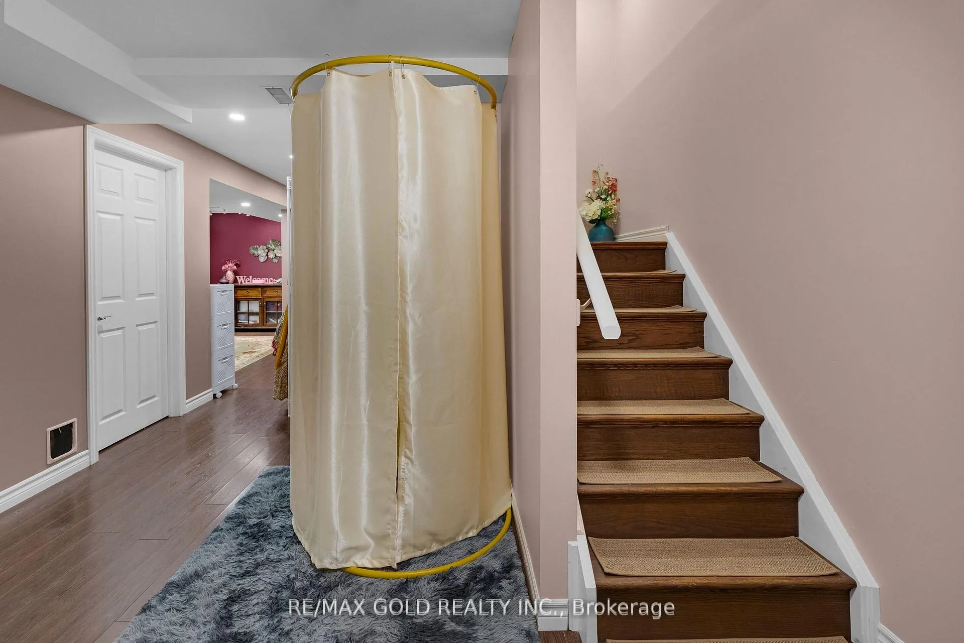 Photo 28 of 1 Penfold Drive, Guelph, Grange Road — HOMEH