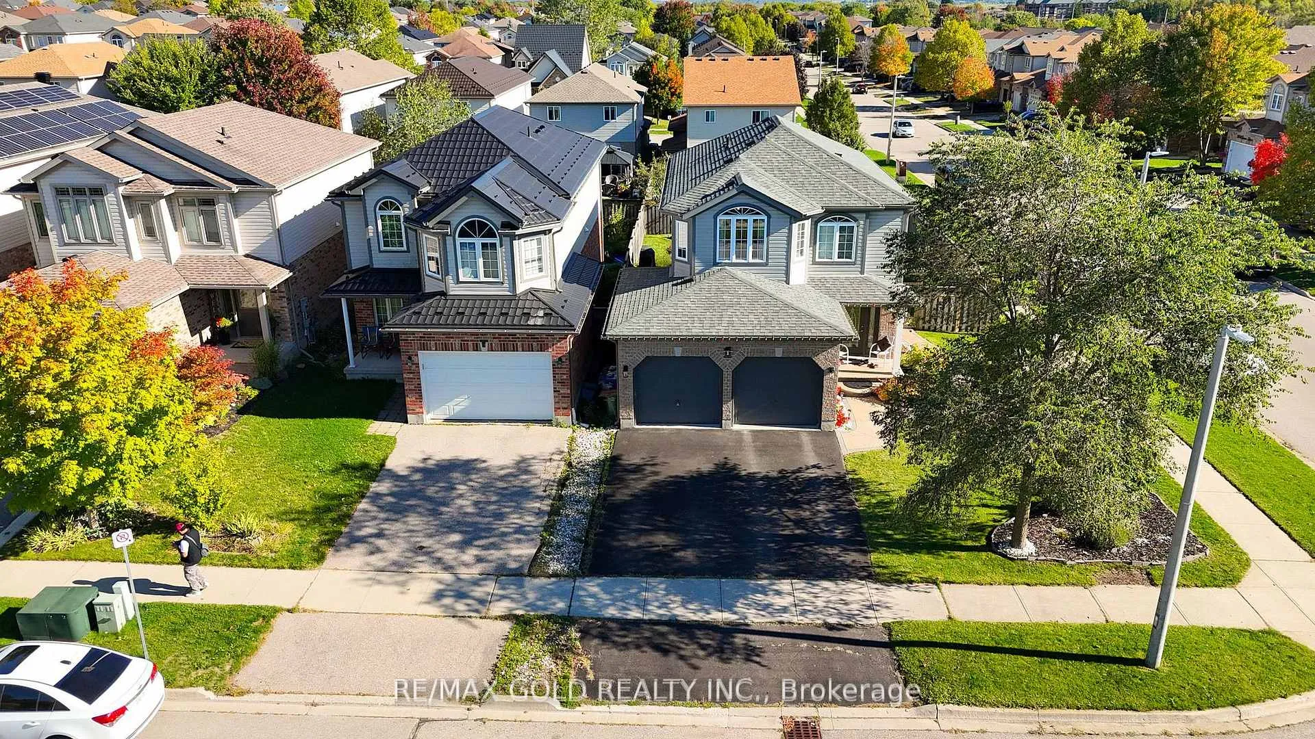 Photo 33 of 1 Penfold Drive, Guelph, Grange Road — HOMEH