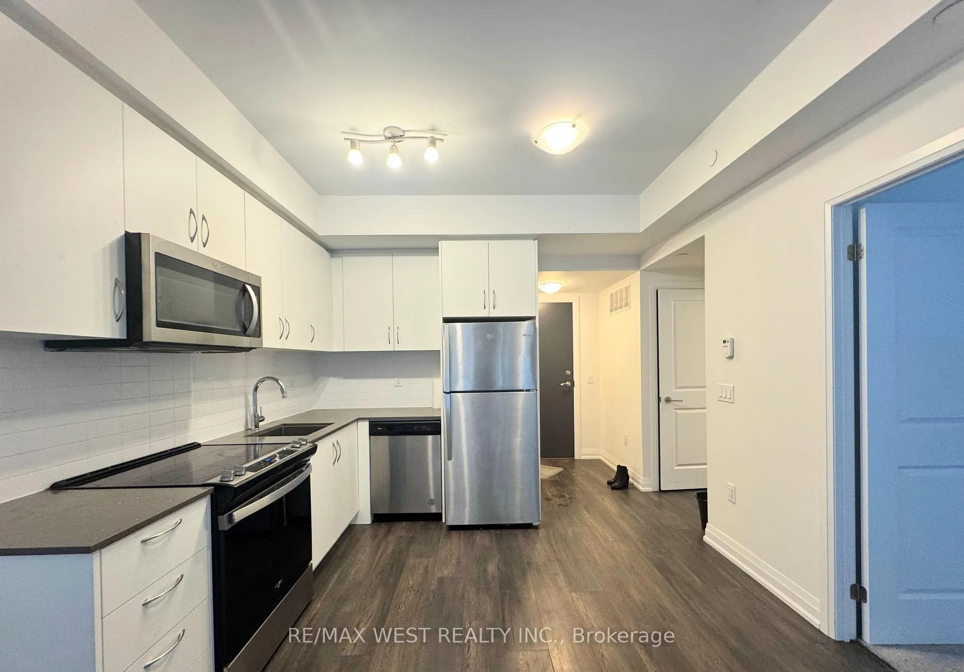 Photo 7 of Unit 106, 95 Attmar Drive, Brampton, Bram East — HOMEH