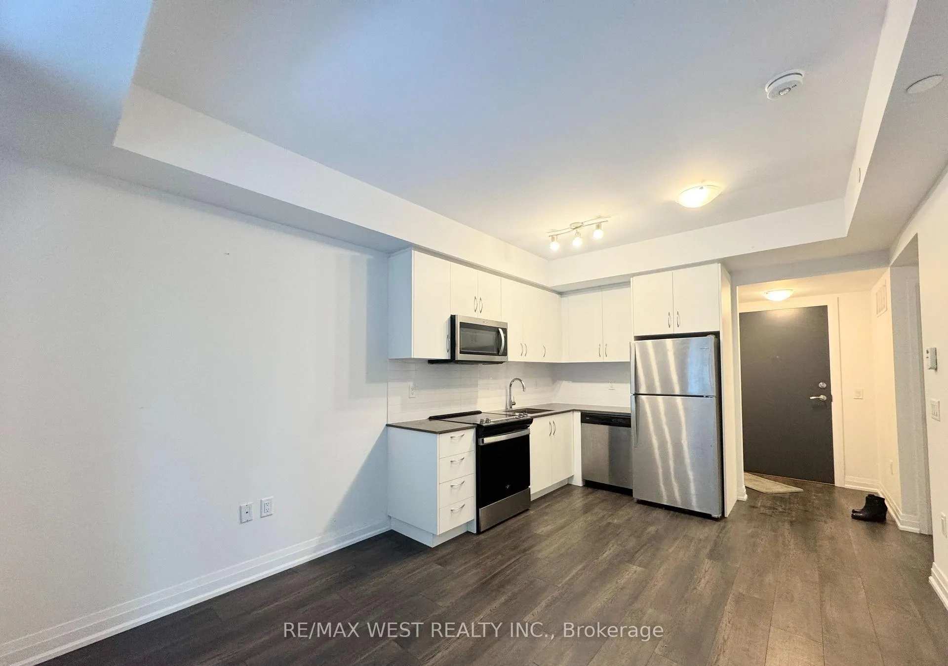 Photo 8 of Unit 106, 95 Attmar Drive, Brampton, Bram East — HOMEH