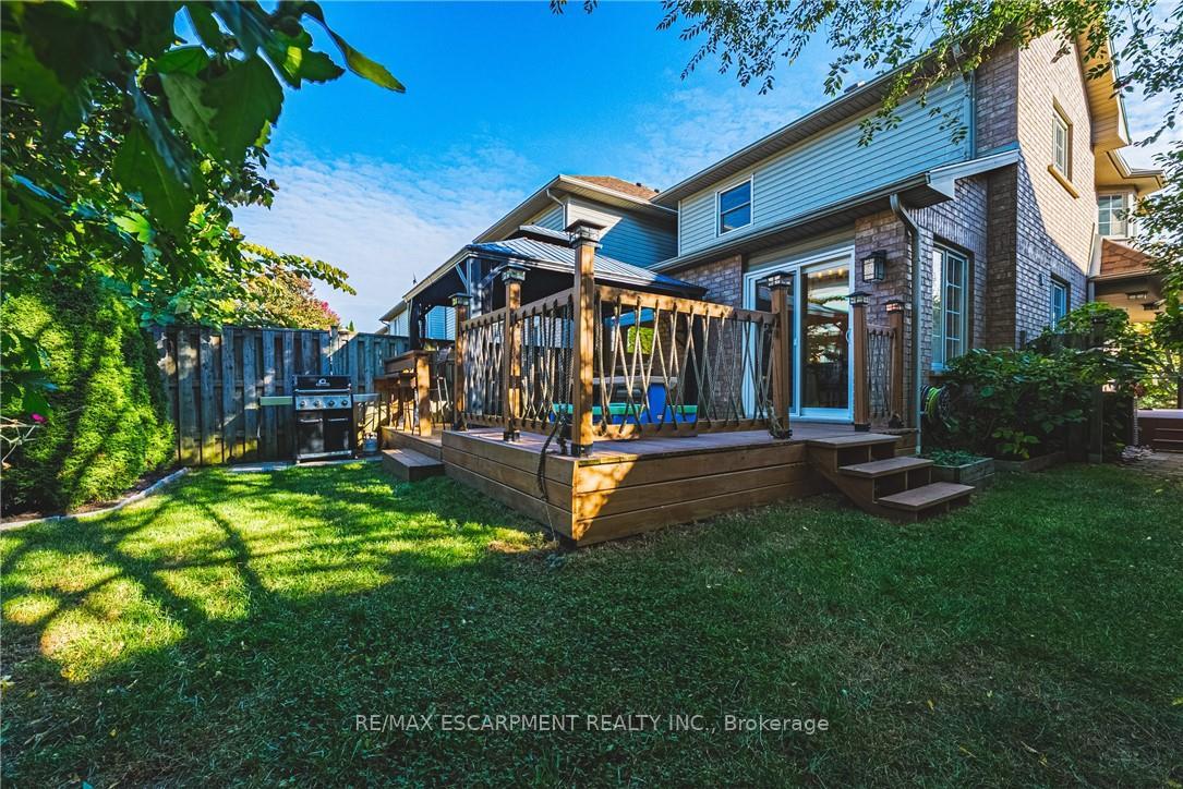 Photo 32 of 55 Morwick Drive, Hamilton, Ancaster — HOMEH