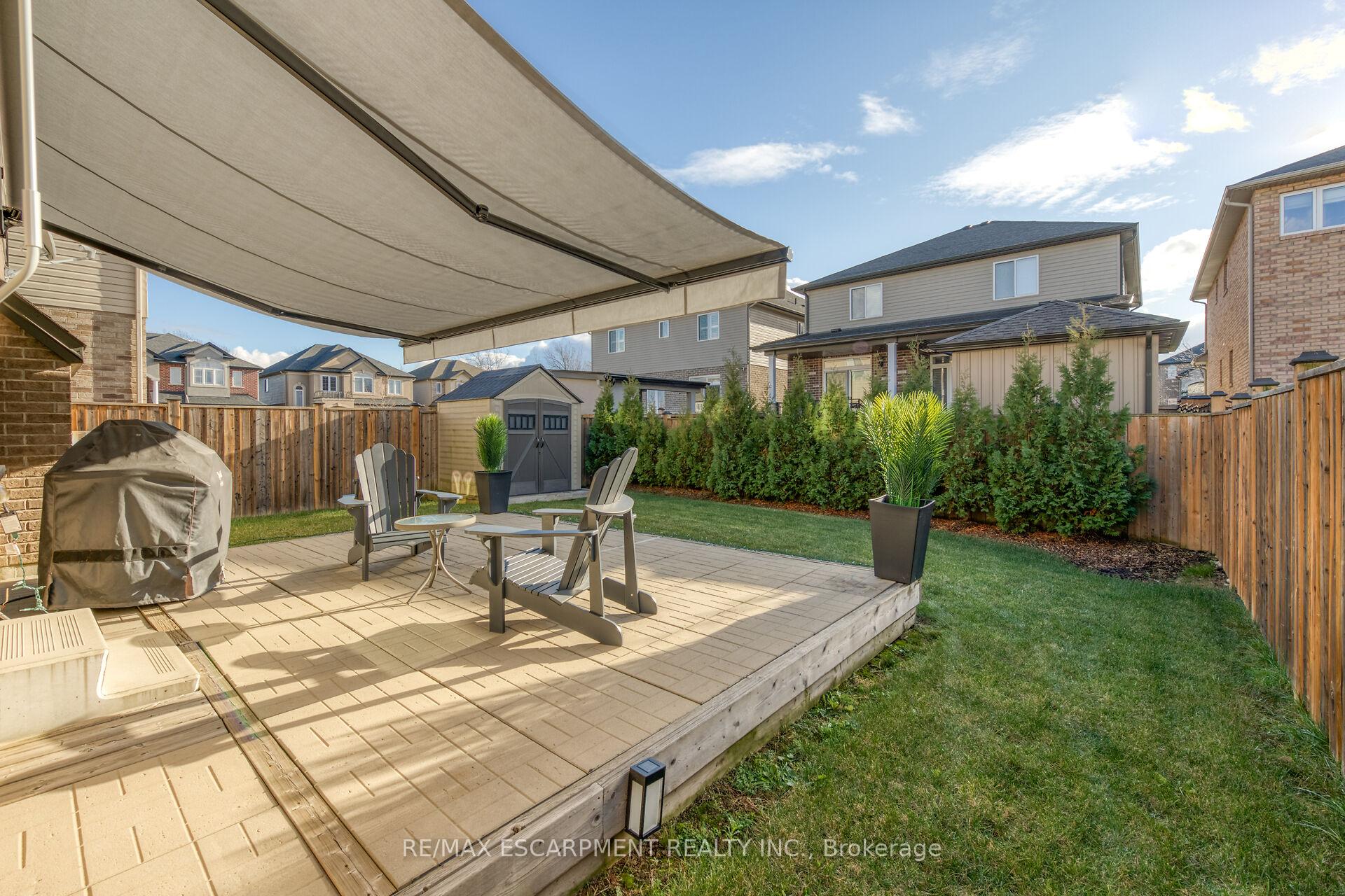 Photo 34 of 127 Lampman Drive, Grimsby, Grimsby West — HOMEH
