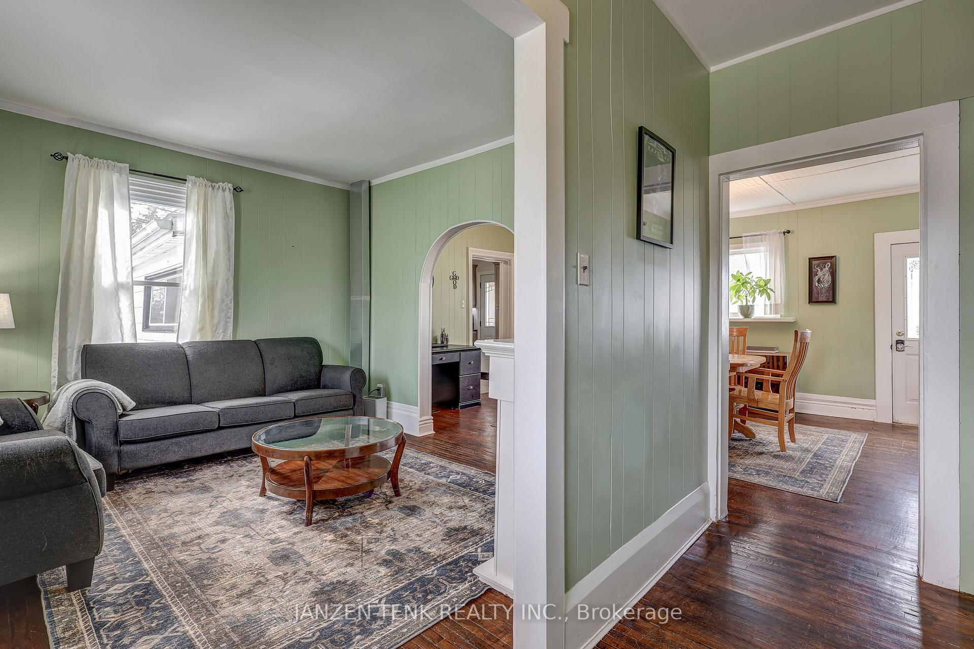 Photo 5 of 270 Sydenham Street E, Aylmer — HOMEH