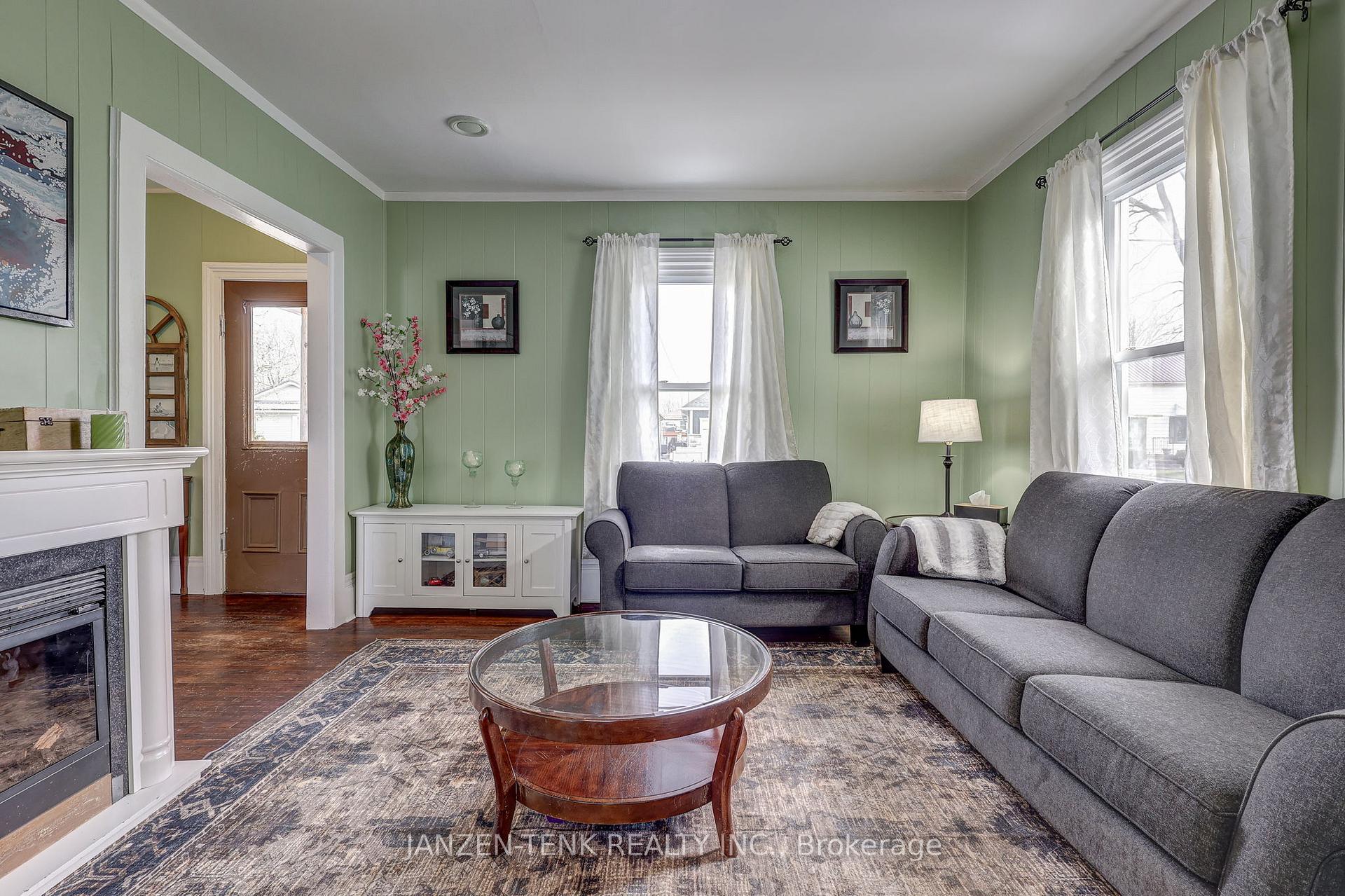 Photo 9 of 270 Sydenham Street E, Aylmer — HOMEH