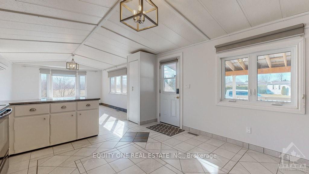 Photo 10 of 6705 Chris Tierney, Ottawa, Osgoode Twp North of Reg Rd 6 — HOMEH