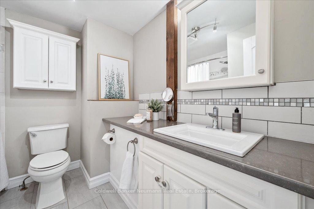Photo 14 of 31 Carey Crescent, Guelph, Willow West/Sugarbush/West Acres — HOMEH