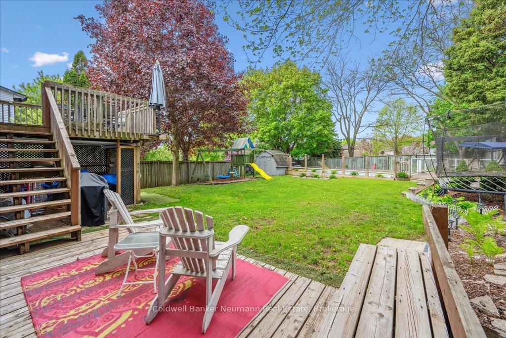 Photo 20 of 31 Carey Crescent, Guelph, Willow West/Sugarbush/West Acres — HOMEH
