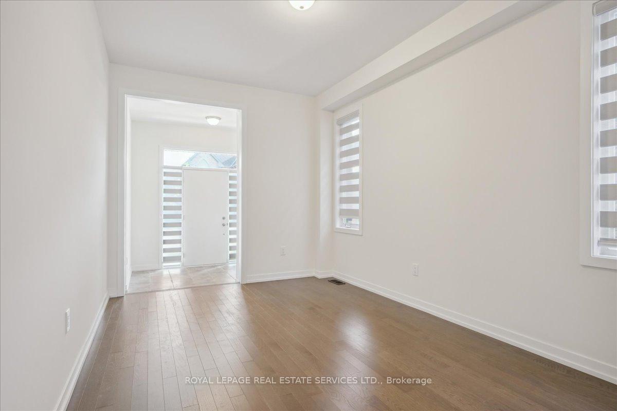 Photo 4 of 1472 Rose Way, Milton, Cobban — HOMEH