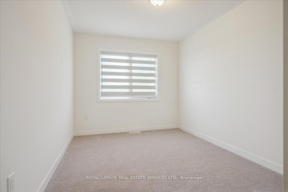Photo 14 of 1472 Rose Way, Milton, Cobban — HOMEH