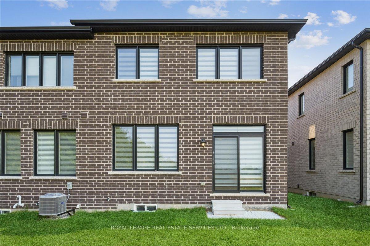Photo 23 of 1472 Rose Way, Milton, Cobban — HOMEH