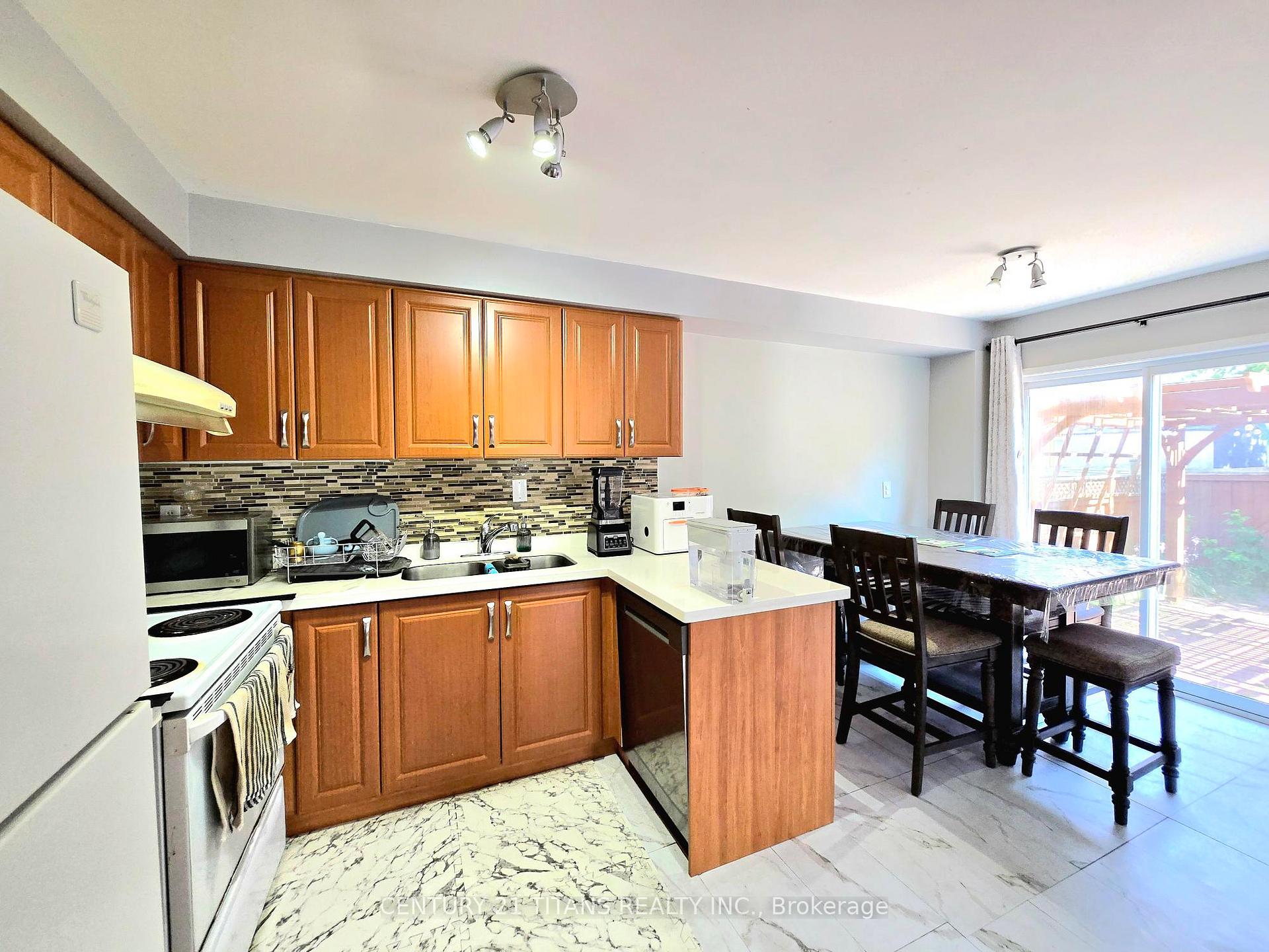 Photo 5 of 23 Hirons Drive, Ajax, South East — HOMEH