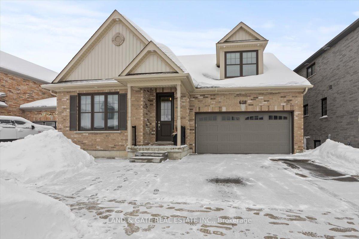 Photo 2 of 618 Haylock Gardens, Peterborough, Northcrest Ward 5 — HOMEH