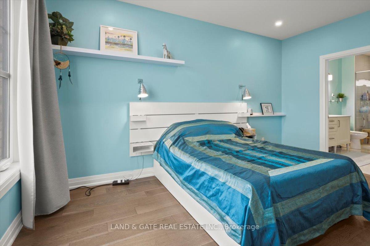 Photo 17 of 618 Haylock Gardens, Peterborough, Northcrest Ward 5 — HOMEH