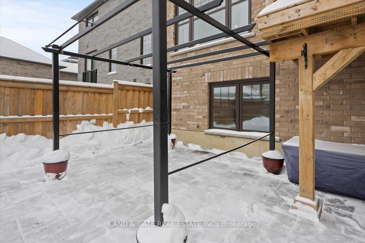 Photo 42 of 618 Haylock Gardens, Peterborough, Northcrest Ward 5 — HOMEH