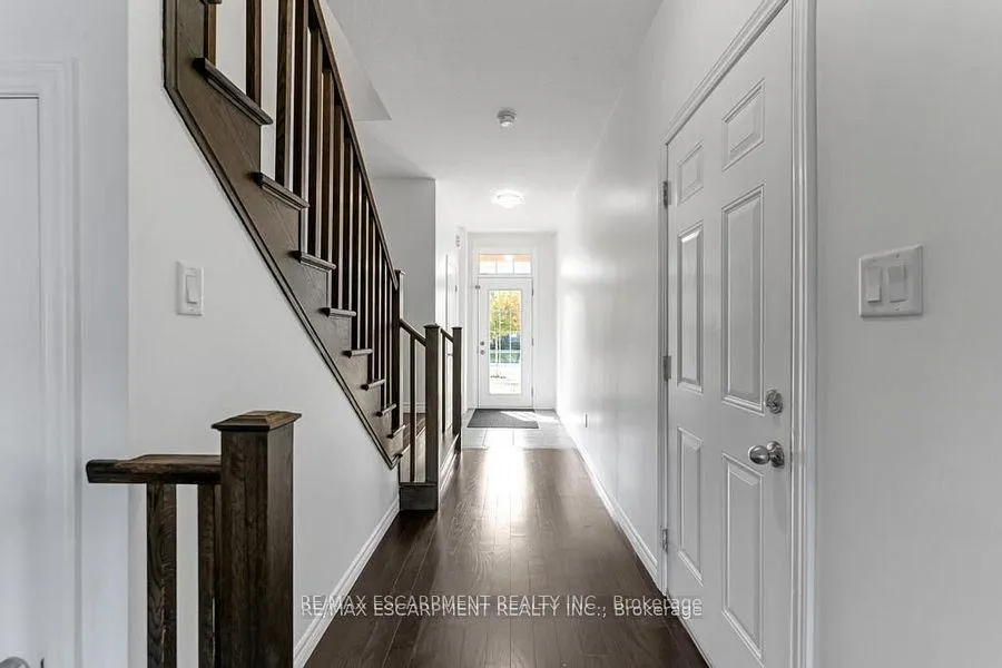 Photo 13 of 70 Vinton Road, Hamilton, Meadowlands — HOMEH