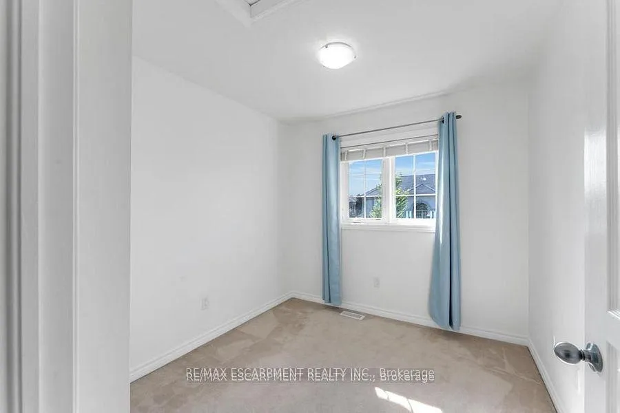 Photo 23 of 70 Vinton Road, Hamilton, Meadowlands — HOMEH