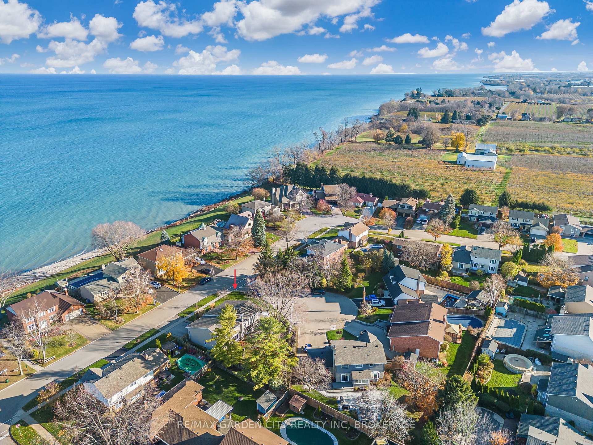 Photo 5 of 22 Cheval Drive, Grimsby, Grimsby Beach — HOMEH
