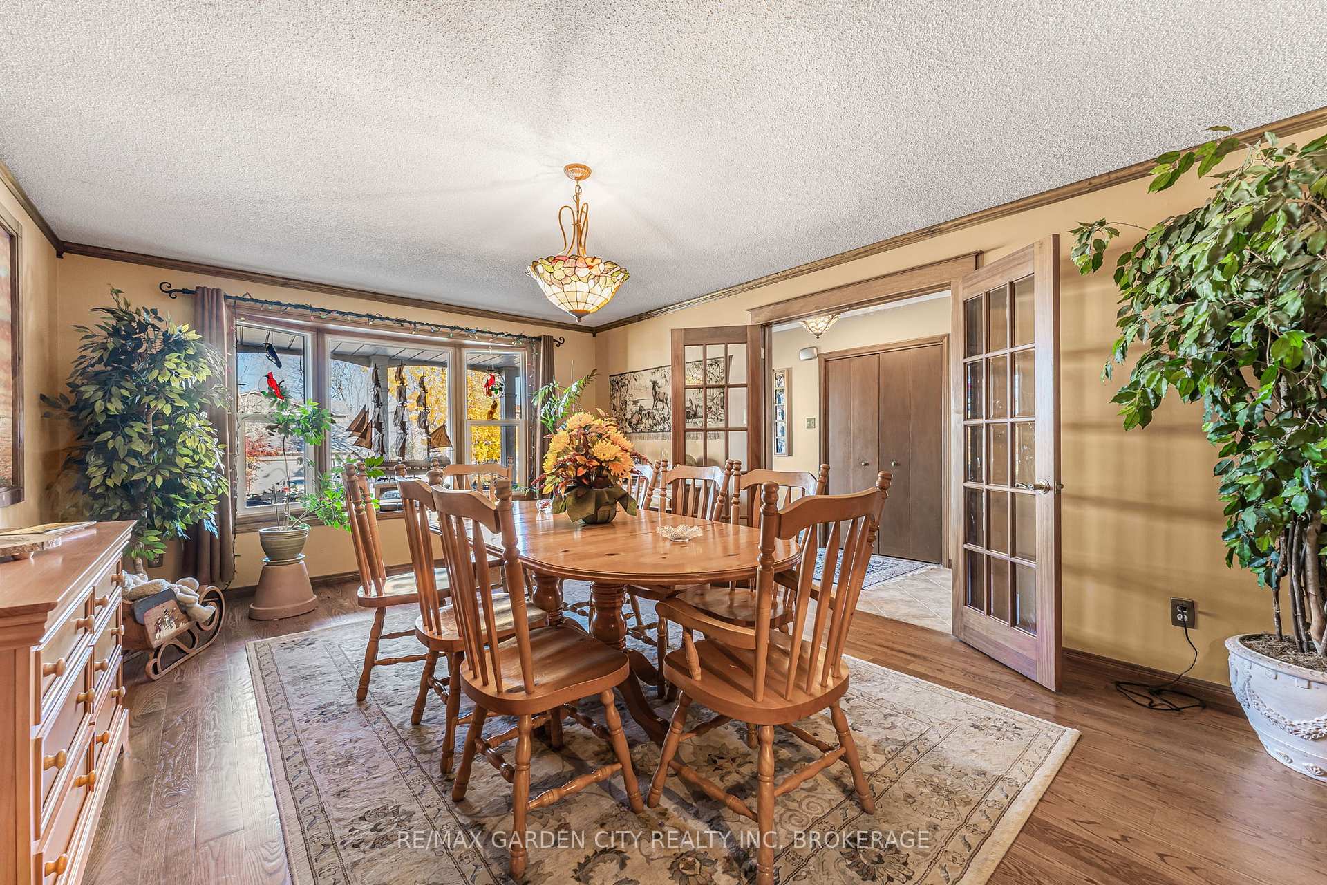 Photo 14 of 22 Cheval Drive, Grimsby, Grimsby Beach — HOMEH